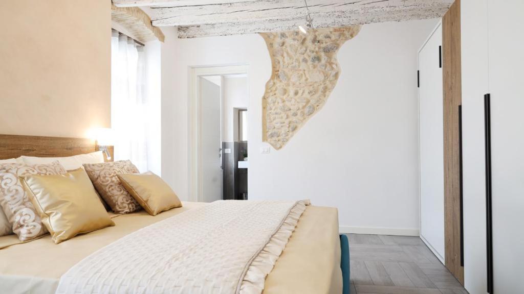 Dimora Di Charme Peschiera Del Garda Apartamento Exterior foto