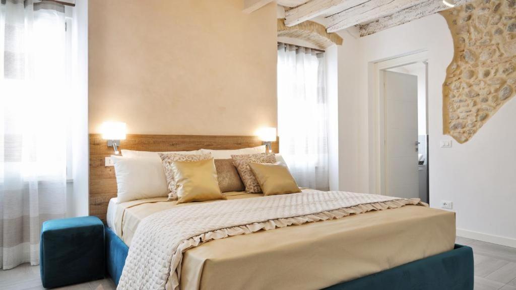 Dimora Di Charme Peschiera Del Garda Apartamento Exterior foto